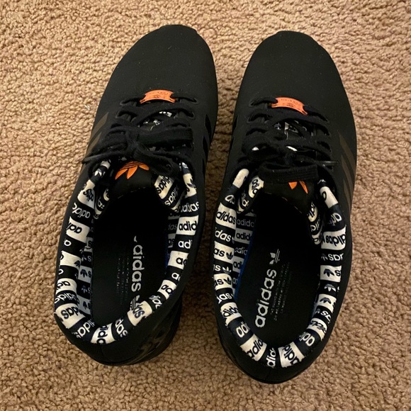 Adidas - Picture 3 of 4